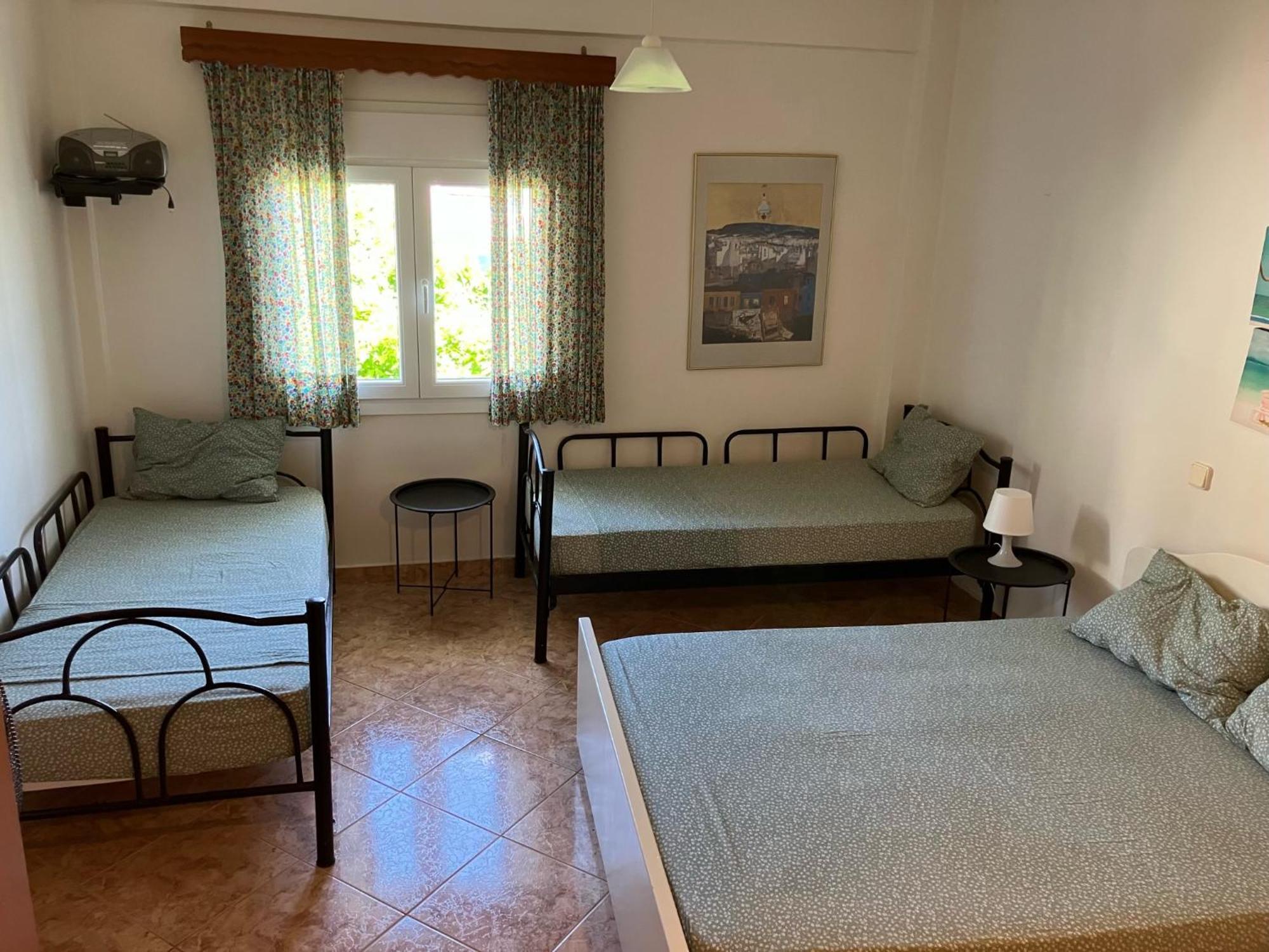 The Family Place - Cosy Double Bedroom On Of Kallithea, Chalkidiki