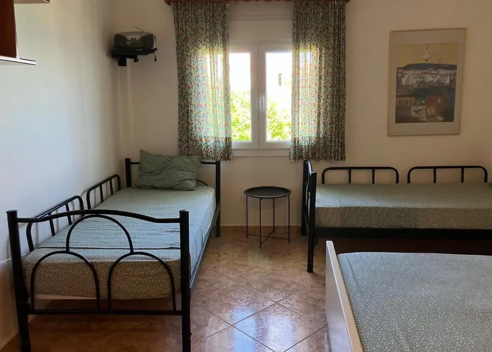 The Family Place - Cosy Double Bedroom Apartment On Beach Of Kallithea, Chalkidiki